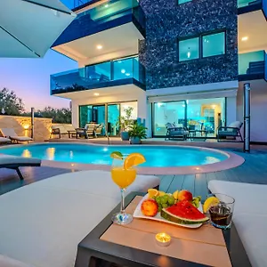 Apartment Luxury Vilamaloca, Vir